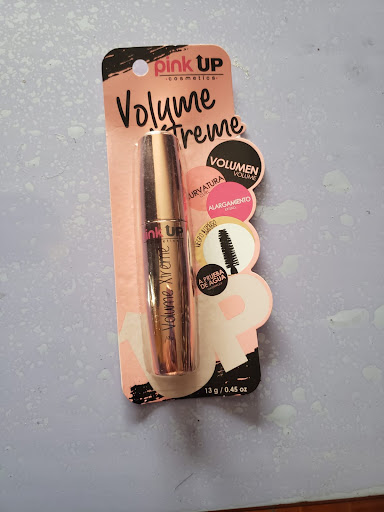 Distribuidora de productos de belleza y accesorios para el cabello Gallery - Mexico