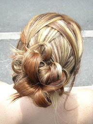 Photo n°22 de Coiffure en liberte a domicile à Saint-Yrieix-sur-Charente (Salon de coiffure)