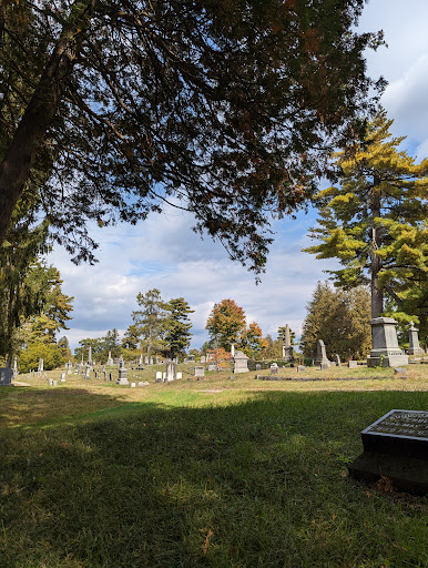 Greenridge Cemetery Logo