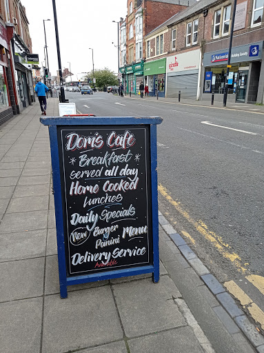 Dom's Cafe Logo