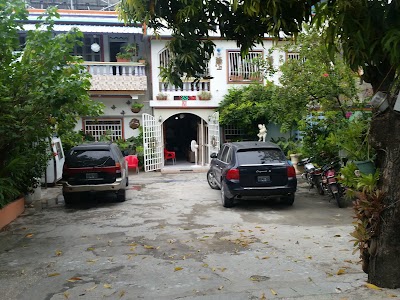 Photos of H&ocirc;tel L'Amiti&eacute;