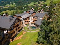 2 bedroom apartment with terrace, pool, parking - Belvilla by Oyo à MegÃ¨ve