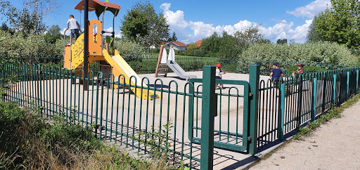 Aire jeux Bons-en-Chablais 2 à 10 ans Gallery - France