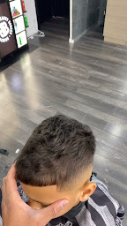 Photo n°8 de BEAUTY BARBER à Halluin (Salon de coiffure)