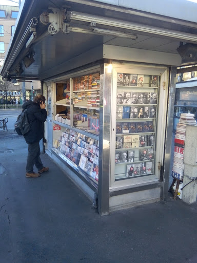 Edicola libri remainders