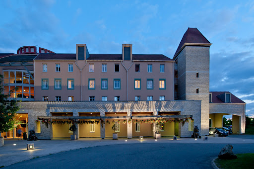 Photo de luxe and spa à Condé-Sainte-Libiaire (77450)