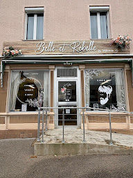 Photo n°7 de Belle et Rebelle by Mélanie B Le salon à Le Breuil (Salon de coiffure)
