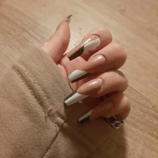 AES Beauty - Thumbnail