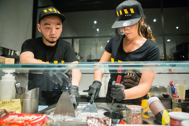 Zero Ice Roll & Mochi