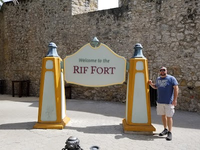 Photos of Renaissance Mall & Rif Fort