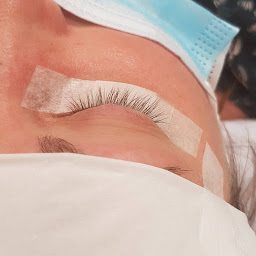 Photo n°28 de Sweet Care by Rose - coiffure et esthétique à Pierrelaye (Salon de coiffure)