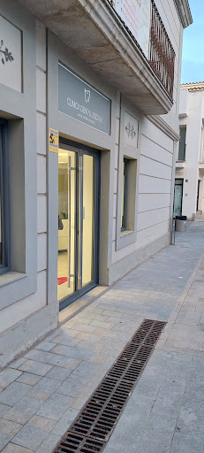 CLÍNICA DENTAL L'ESCALA PERAN LORENTE