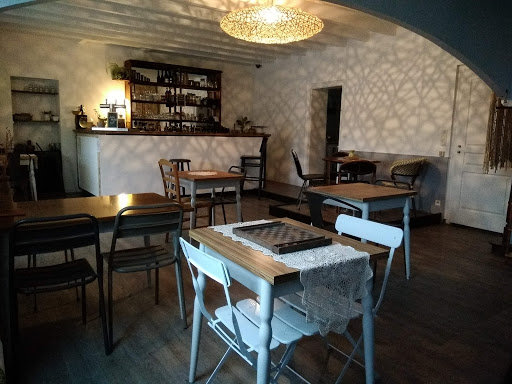 Photo 2 - la Pile D'assiettes