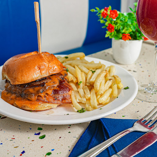 The Tavern at Oceanside Hotel - American Restaurant in Miami Beach - Thumbnail