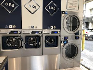 Photo n°23 de KOOL WASH VALENCIENNES 7j/7 DE 8H A 21H à Valenciennes (Laverie automatique)