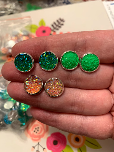 Rey's Earrings - Thumbnail