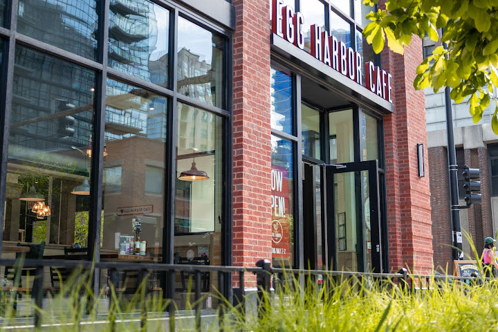 Egg Harbor Cafe by null