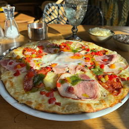 Photo n°39 de Ze Pizza Carquefou - Au sein du Carquefood - Pizza à emporter à Carquefou (Pizzeria)