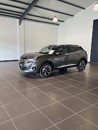 Photo n°3 de GARAGE PEUGEOT et EUROREPAR Car Service SAPET à Saint-Félicien (Atelier de réparation automobile)