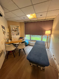 Photo n°1 de Marion HERY - Ostéopathe à Créteil (Ostéopathe)