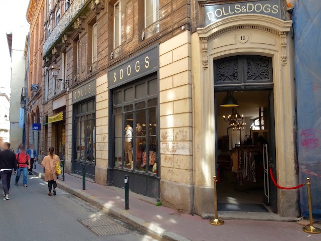 Dolls & Dogs