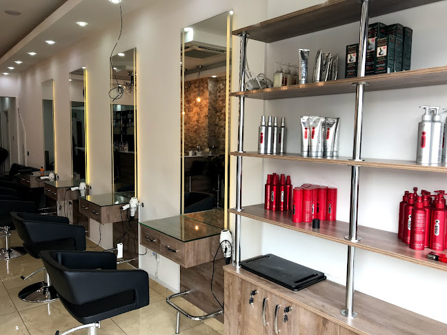 Mess Hair & Beauty Lounge - Barber shop