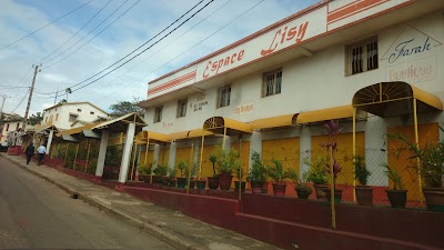 Photos of Restaurant La Toque Enchant&eacute;e