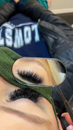 Stellar & Mane Beauty Bar Gallery - United States