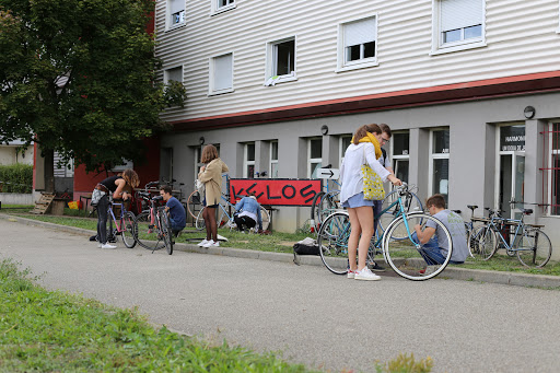 Les Bikers - Thumbnail
