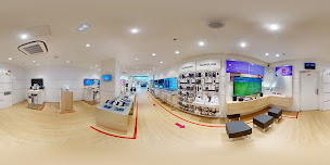 Photo n°15 de Boutique SFR Angers Grand Maine à Angers (Opérateur téléphonique)