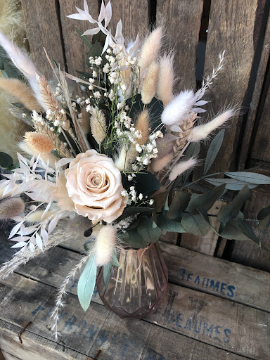 Eternity Blooms Flowers - Thumbnail