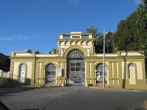 Cementerio Civil de Ponce, Author: Francesco Arellano