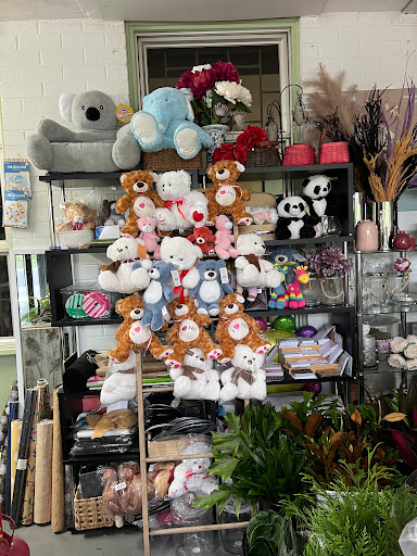 Greenfield Blooms and Gifts - Thumbnail