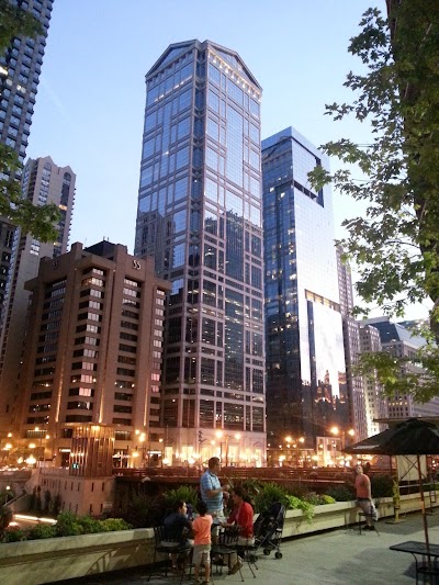 Photos of Smith & Wollensky - Chicago
