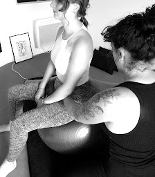 Photo n°10 de L'Aube de Vénus: Zen shiatsu, Réflexologie, Biorésonance, Massages, Soins esthétiques, Créations artisanales à Le Poët-Laval (Réflexologue)