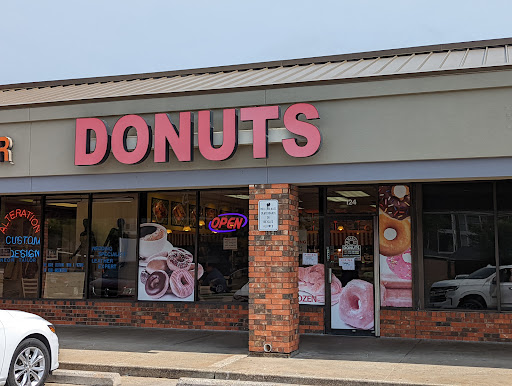 Immanuel Donuts - Visual