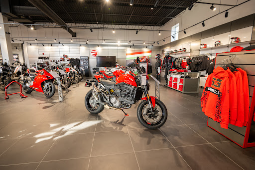Ducati Albany - Triumph Albany - Thumbnail