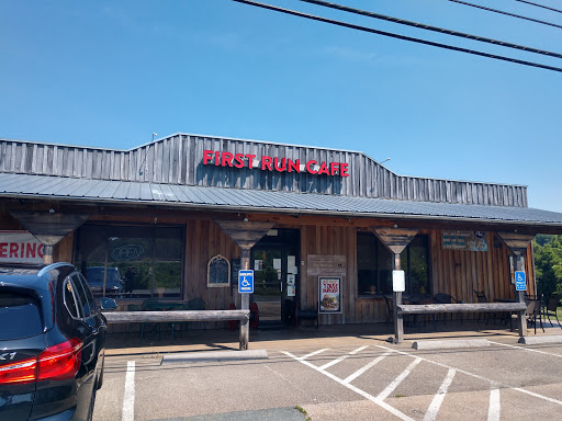 First Run Cafe - Visual