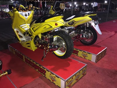 Photos of Yuddie motosport