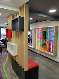 Photo n°7 de Le Collectif des Lunetiers - DuéOptic à Connerré (Magasin de lunettes de soleil)