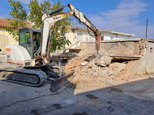 Κάδοι Μπαζών (Ενοικιάσεις) - Χωματουργικές Εργασίες - Τεχνικά Έργα - Εργαστήριο