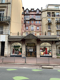 Photo n°7 de À l'Ombre des Marques | Rouen à Rouen (Magasin de vêtements)