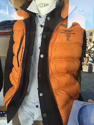 Photo n°2 de Le Vestiaire des Hommes à Saint-Martin-de-Ré (Magasin de vêtements pour hommes)