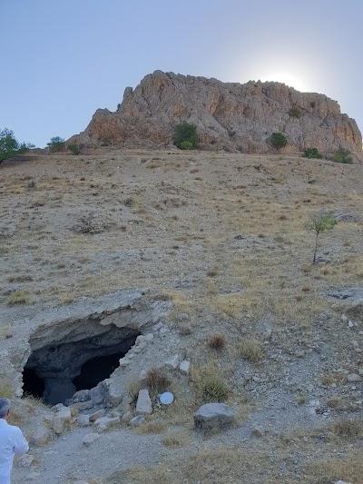 Zülküf peygamber makamı