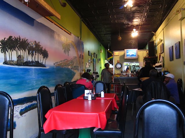 The Lion's Den Cafe