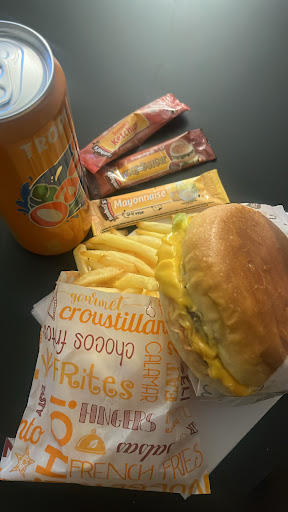 Photo 3 - BURGER'EXPRESS 13
