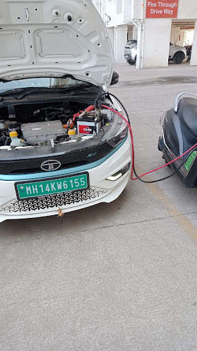 #Car Battery Jump Start Service near me post image