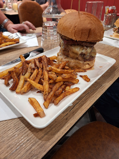 Photo 2 - BURGER SQUAD