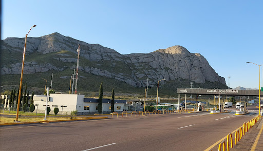 Tollbooth León Guzman