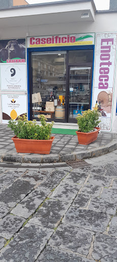 Caseificio Enoteca la tenuta bianca sarno